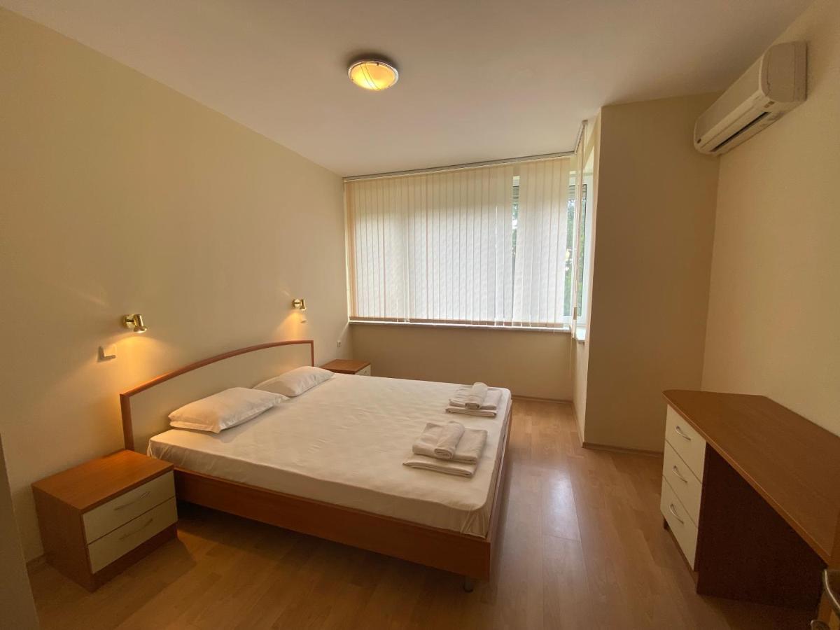 Gt Sunny Fort Apartments Slăntjev Brjag Exteriör bild