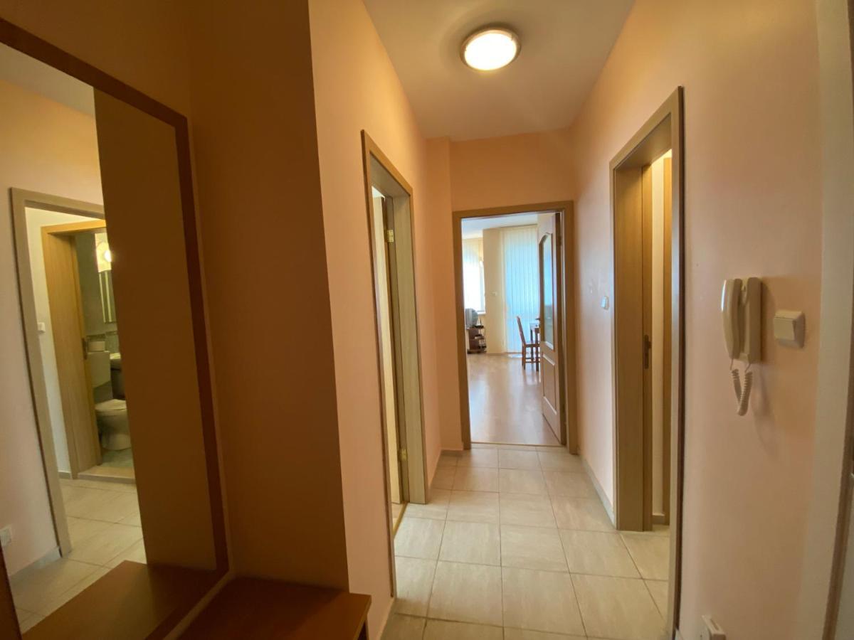Gt Sunny Fort Apartments Slăntjev Brjag Exteriör bild